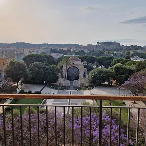 https://casa-san-saturnino-appartamento-8-posti-cagliari-centro.in-sardinia.net